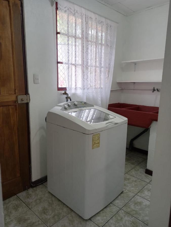 Apartamento Lopez Y Azofeifa Portete Bagian luar foto